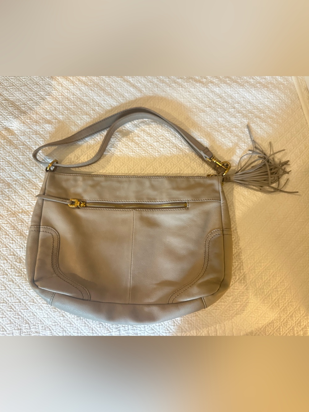 NWOT Hobo Leather Shoulder Bag - Taupe